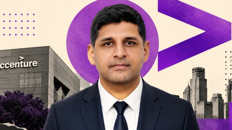  Accenture Names Ex-McKinsey Partner Pradeep Prabhala to Lead India Business