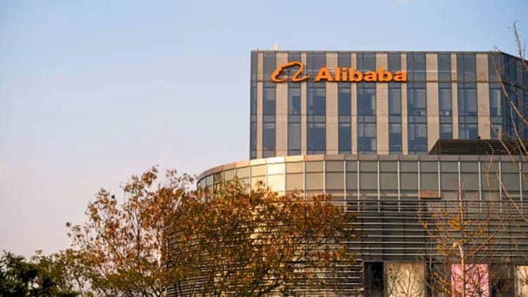 Alibaba Unveils New Chip as AI Agent Race Intensifies
