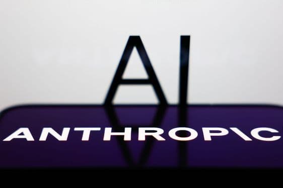 Anthropic releases Opus 5.5 with lower prices and Fable-level performance
