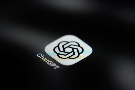 ChatGPT mobile app gets voice-based agentic features