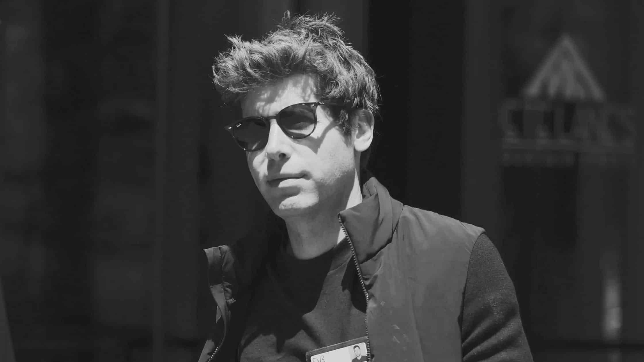 OpenAI Weighs Sharp Price Cuts as Anthropic Rivalry Intensifies