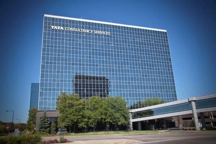 TCS Partners With Anthropic to Build AI Solutions for Regulated Sectors, Train 50,000 Employees