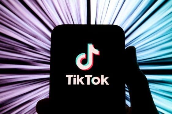 TikTok rolls out an AI shopping assistant and one-click checkout