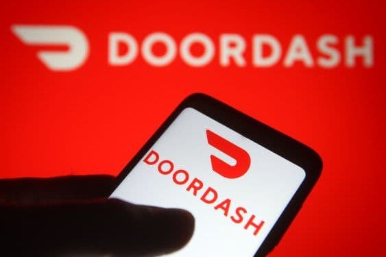 DoorDash’s new AI chatbot lets you order with prompts and photos